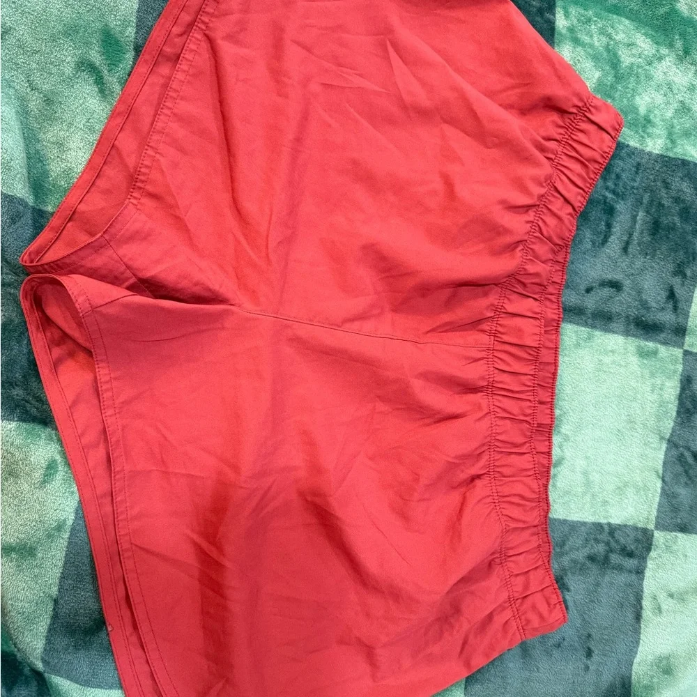 Old Navy Active StretchTech shorts - large